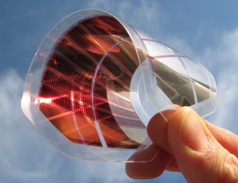 perovskite solar cell